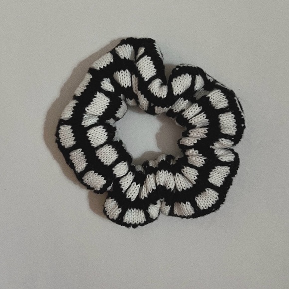 Vintage Accessories - Knit scrunchie